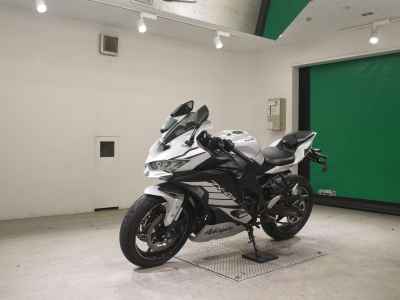 Kawasaki Ninja ZX-4R SE 2024