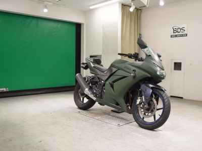 Kawasaki Ninja 250R 2012