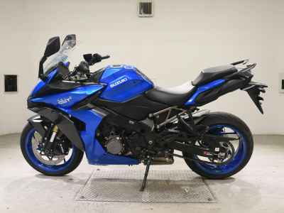 Suzuki GSX-S1000GT 2022