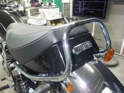 Yamaha SR400 2021