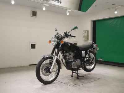 Yamaha SR400 2021