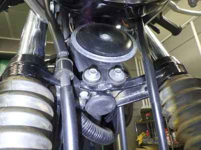 Yamaha SR400 2021