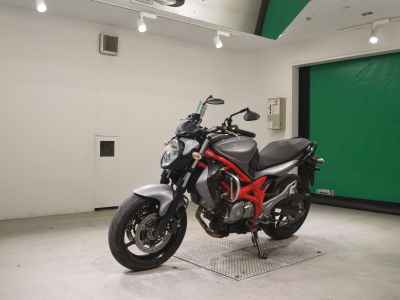 Suzuki Gladius SFV400 2017