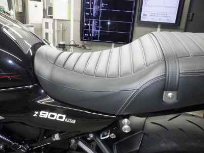 Kawasaki Z900RS 2024
