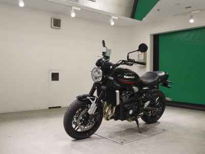 Kawasaki Z900RS 2024