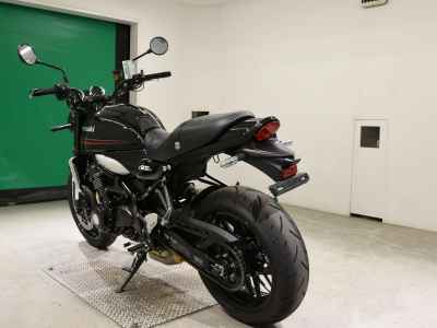 Kawasaki Z900RS 2024