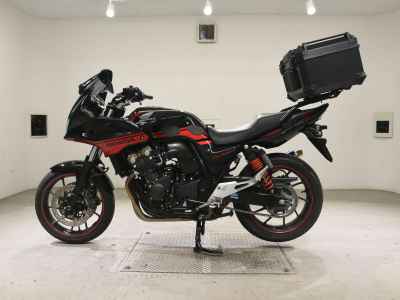 Honda CB400 Super Boldor 2017