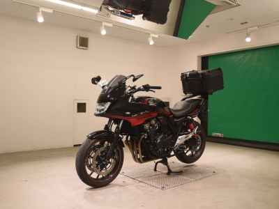 Honda CB400 Super Boldor 2017