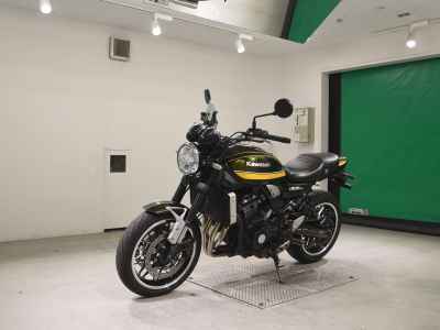 Kawasaki Z900RS 2021