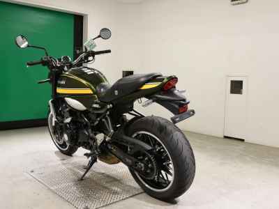 Kawasaki Z900RS 2021