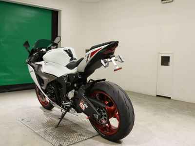 Kawasaki Ninja ZX-6R 2025