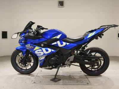 Suzuki GSX250R