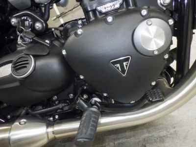 Triumph Bonneville Bobber 2025