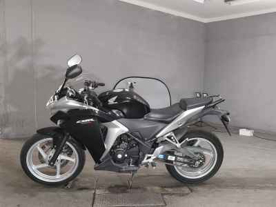 Honda CBR250R 2011