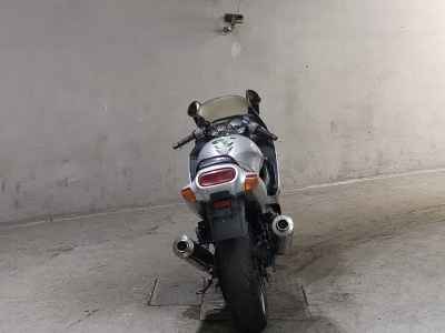Kawasaki ZZR400 2005