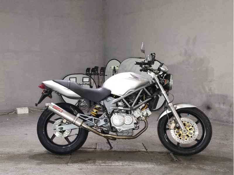 Honda VTR250 2005