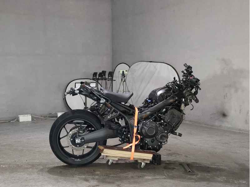 Honda CB650R 2023
