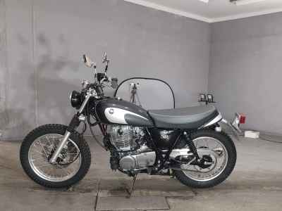 Yamaha SR400 2021