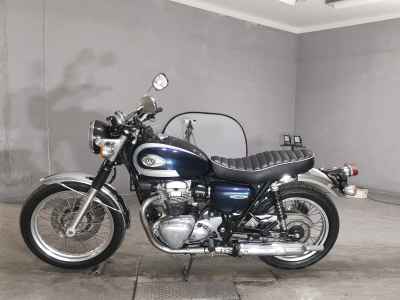 Kawasaki W800 2021