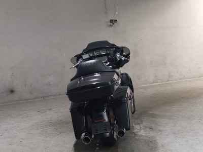 Harley-Davidson Street Glide FLHXSE1800 CVO 2016