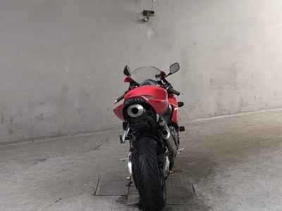 Honda CBR1000RR 2006