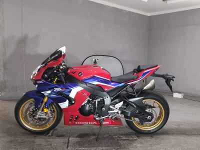 Honda CBR1000RR SP 2022