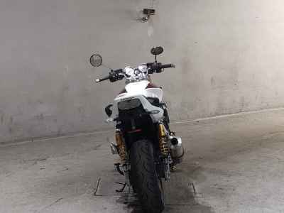 Honda CB1300SF 2025