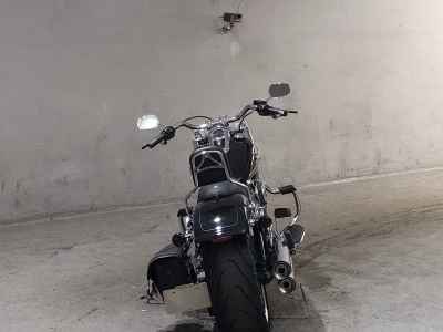 Harley-Davidson FLFBS 2022