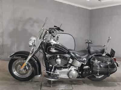 Harley-Davidson FLSTC1580 2013