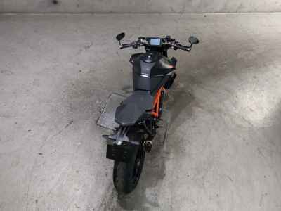 KTM 1290 Super Duke R 2024