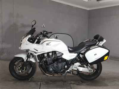 Honda CB1300 Super Boldor ST 2011
