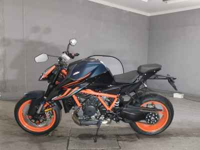 KTM 1290 Super Duke R 2023