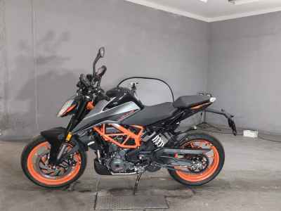 KTM 390 Duke 2022