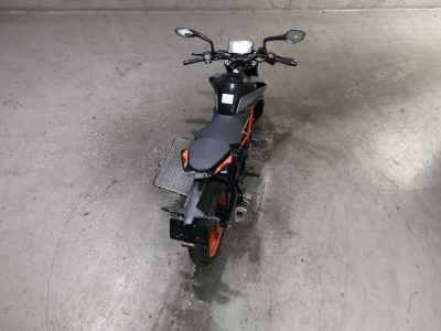 KTM 390 Duke 2022