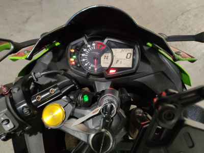 Kawasaki Ninja ZX-25R 2021