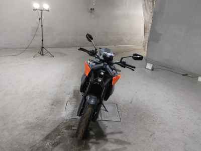 KTM 990 Duke 2024