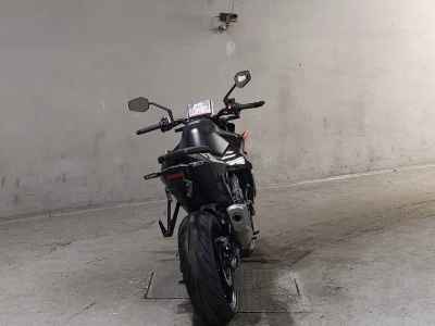 KTM 990 Duke 2024