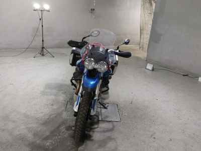 Moto Guzzi V85TT 2023