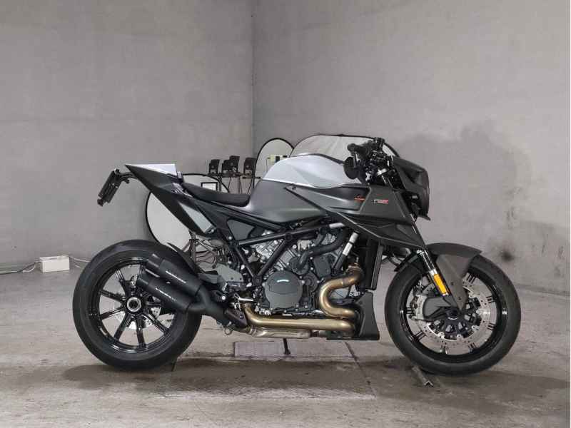 KTM Brabus 1300R 2023
