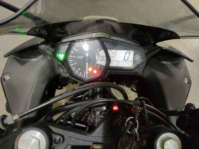 Yamaha YZF-R3 2015