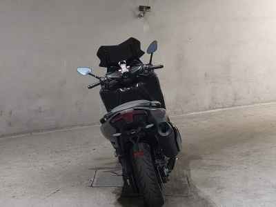 Yamaha TMAX 560 2021
