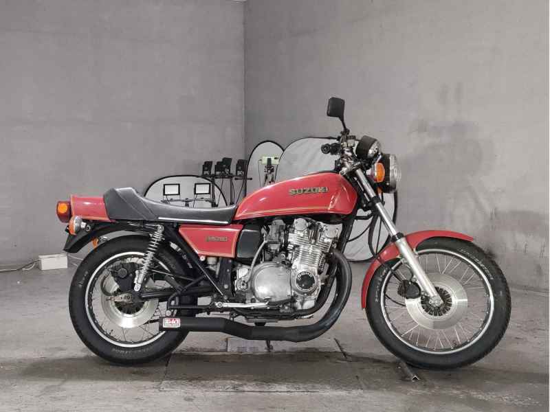 Suzuki GS750 2023
