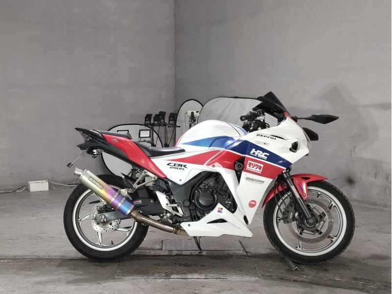 Honda CBR250R
