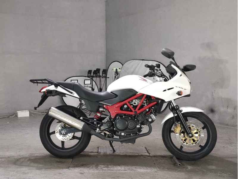 Honda VTR250F 2013