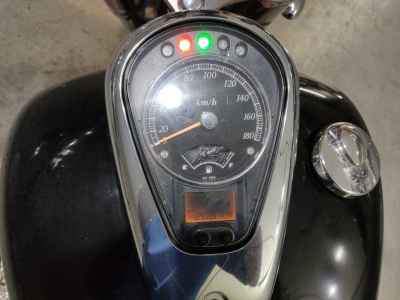 Suzuki Intruder 400 Classic 2010