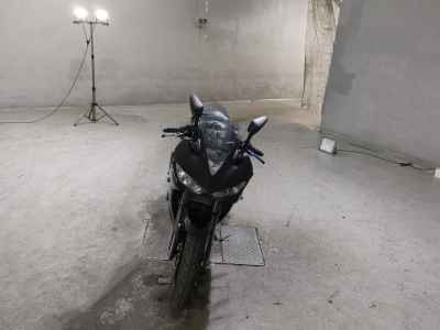 Yamaha YZF-R25 2018
