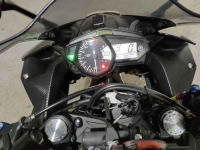 Yamaha YZF-R25 2018