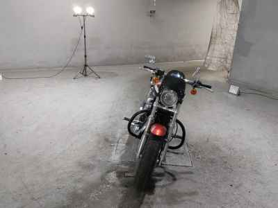 Harley-Davidson Sportster Custom XL1200C 2013