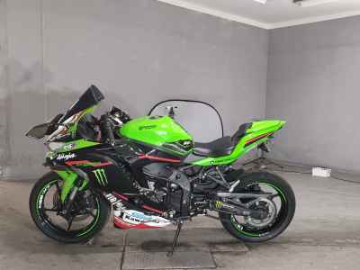 Kawasaki Ninja ZX-25R KRT Edition 2023