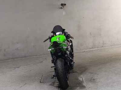 Kawasaki Ninja ZX-25R KRT Edition 2023